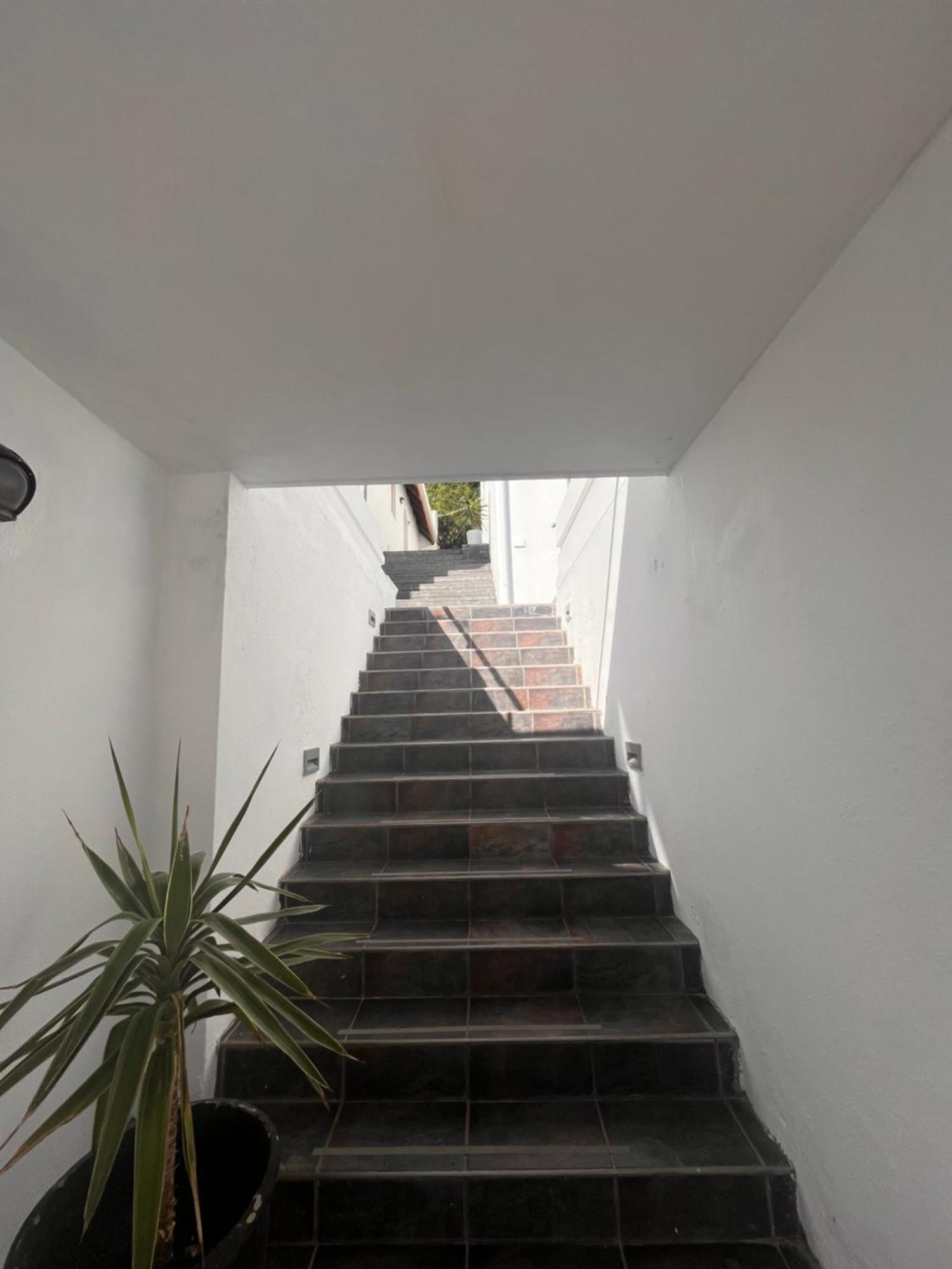 Villa Cozy Camps Bay House With Mountain And Sea View Ciudad del Cabo Exterior foto